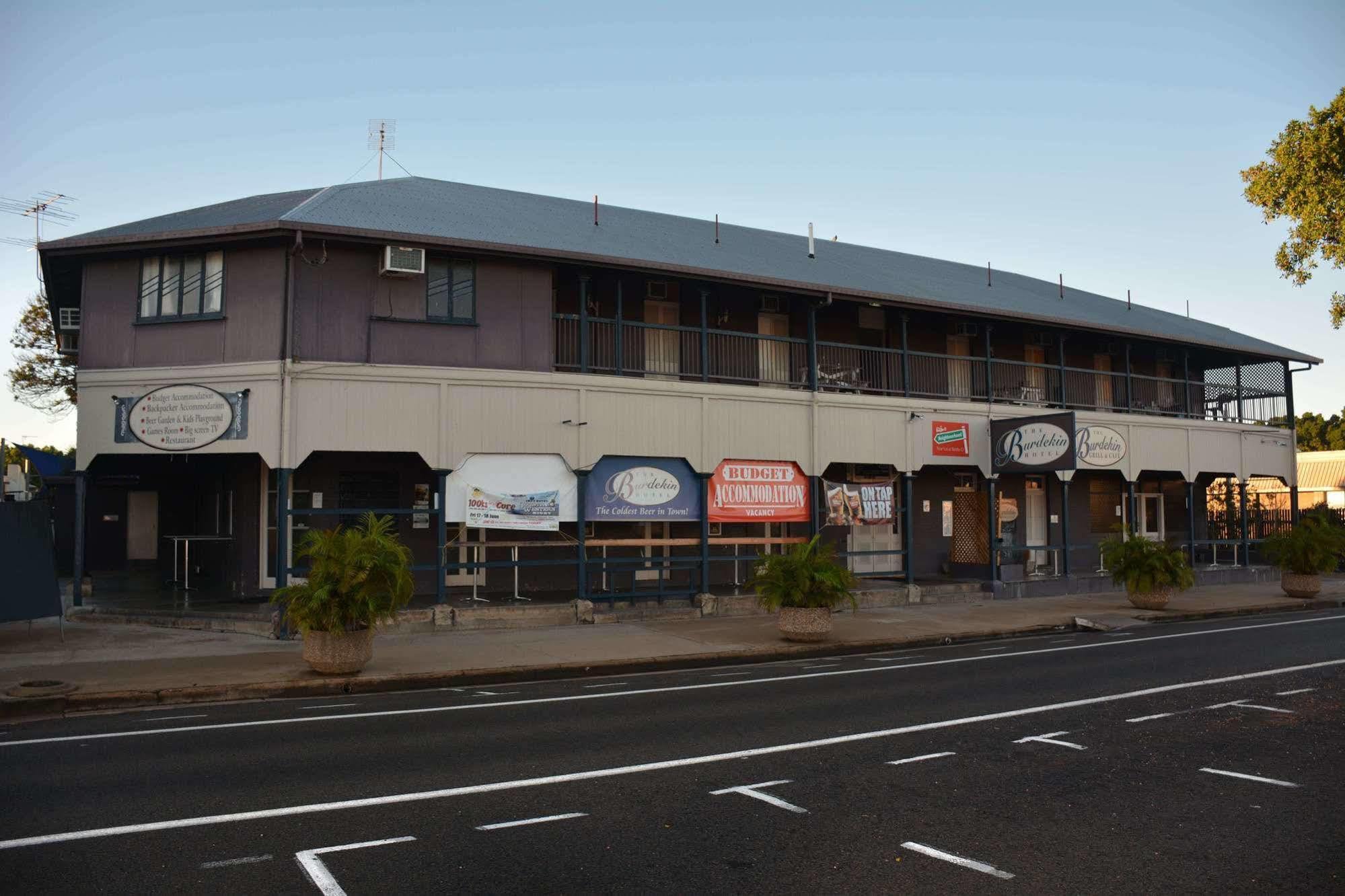 The Burdekin Hotel Ayr Esterno foto