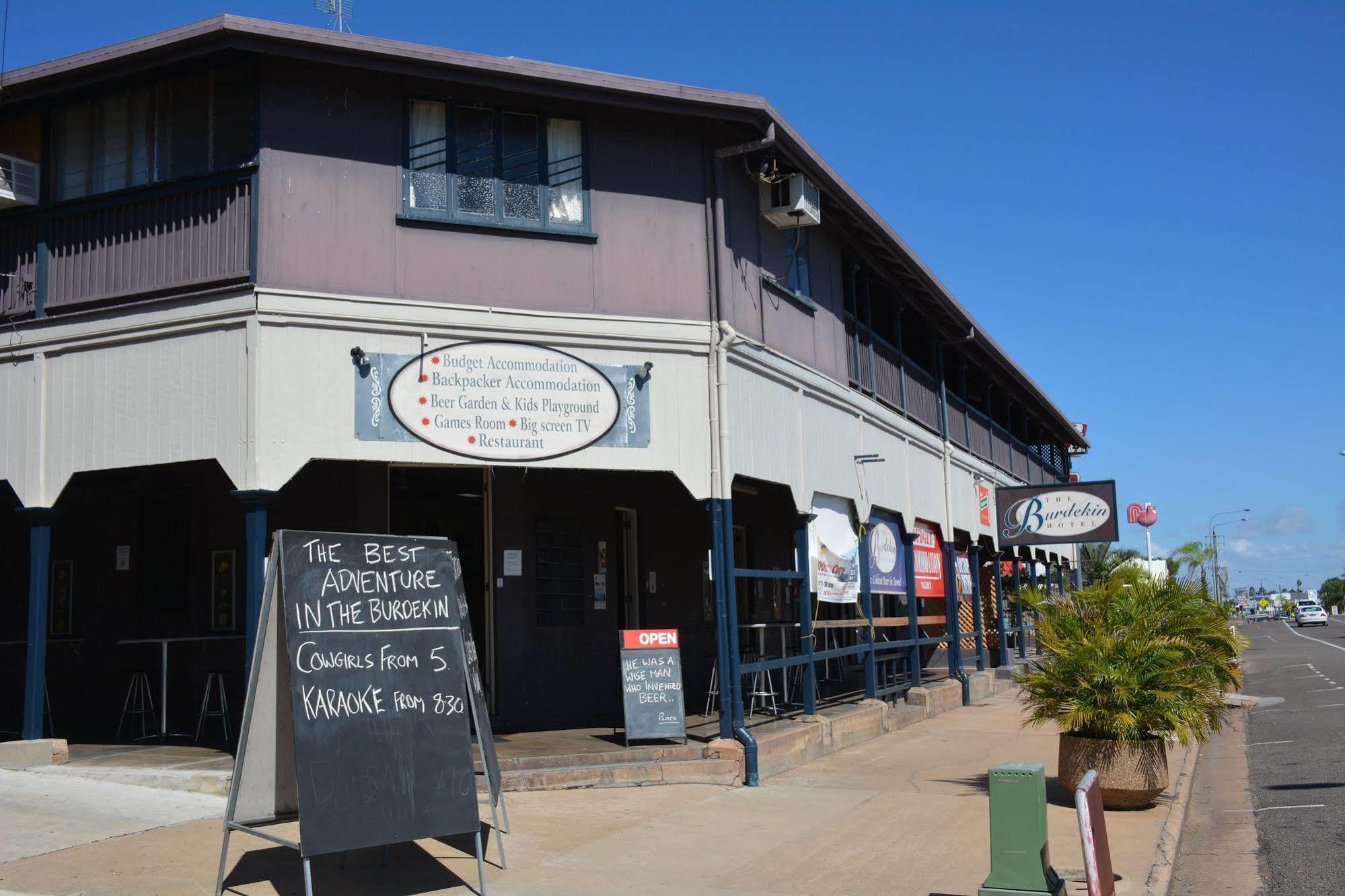 The Burdekin Hotel Ayr Esterno foto